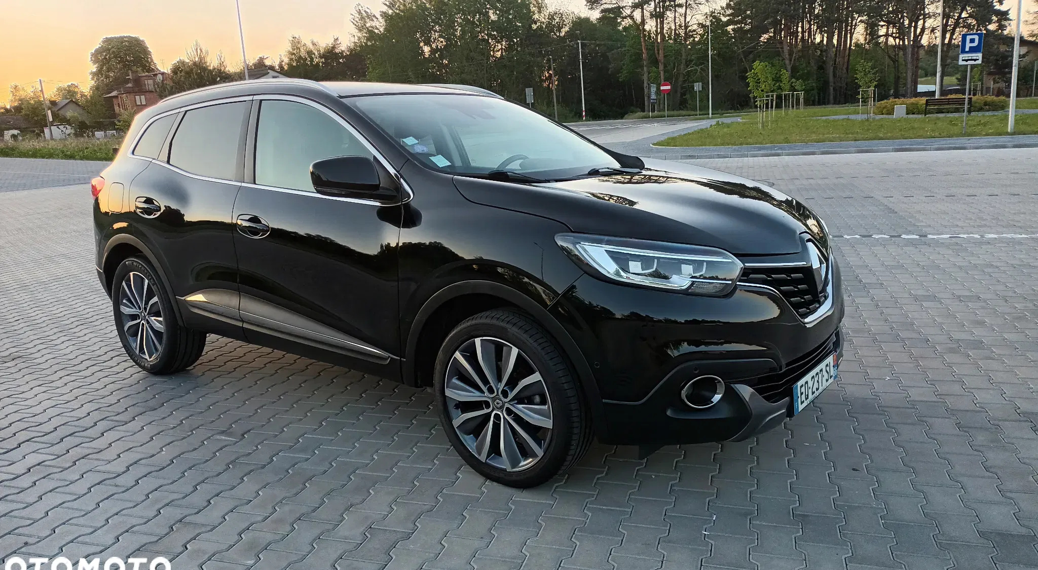 renault kadjar Renault Kadjar cena 49800 przebieg: 97693, rok produkcji 2017 z Kielce